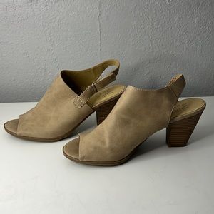 Naturalizer Tan Heels Summer